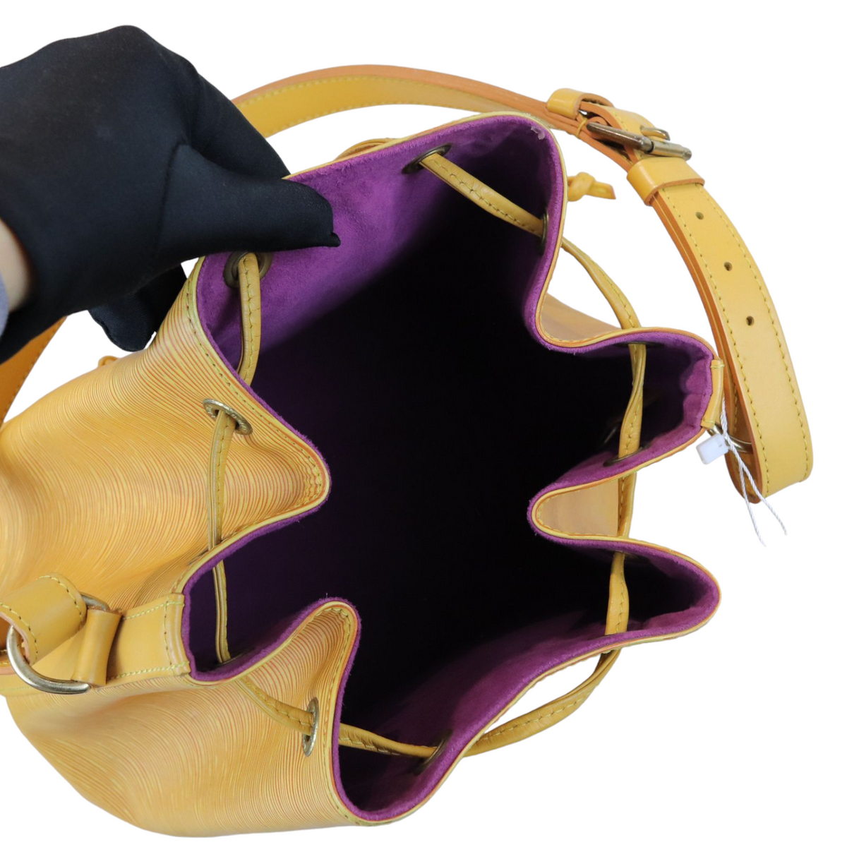 Louis-Vuitton Epi Noe MM Yellow