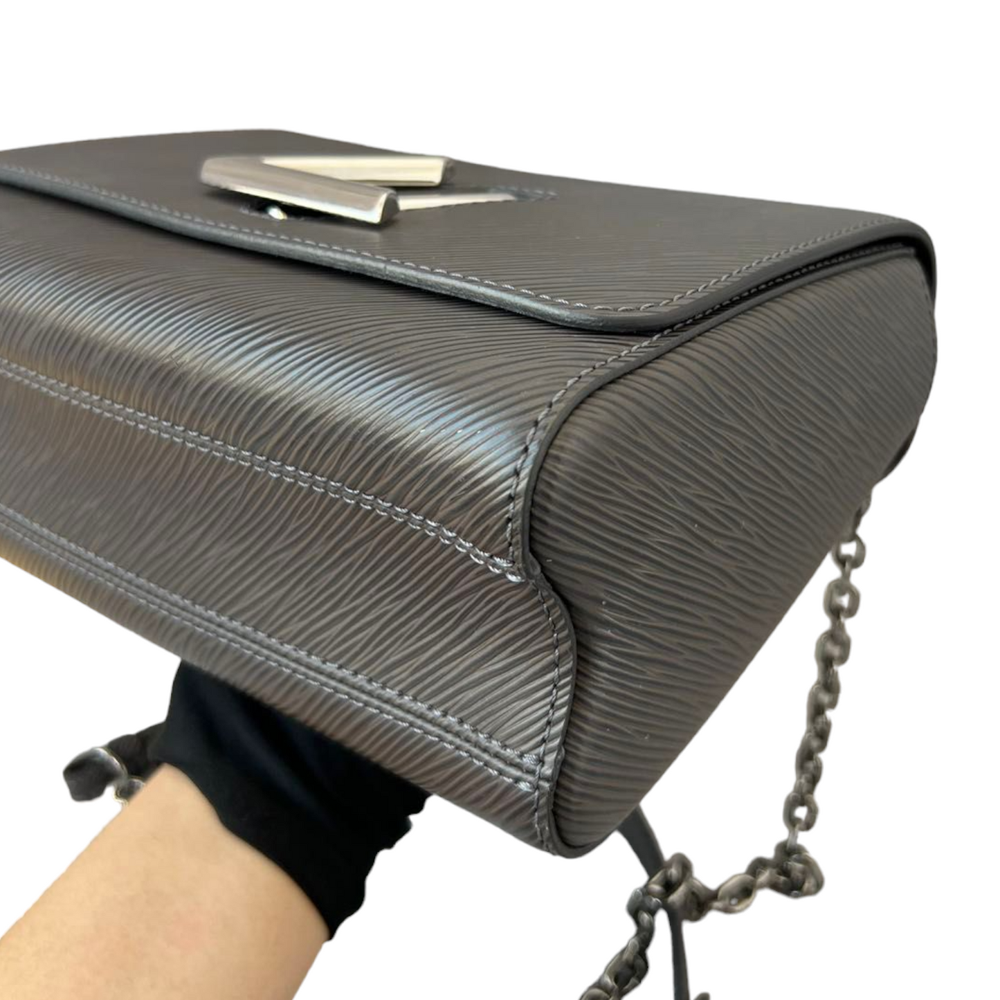 Louis-Vuitton Epi Twist Shoulder Bag MM Noir Grey SHW