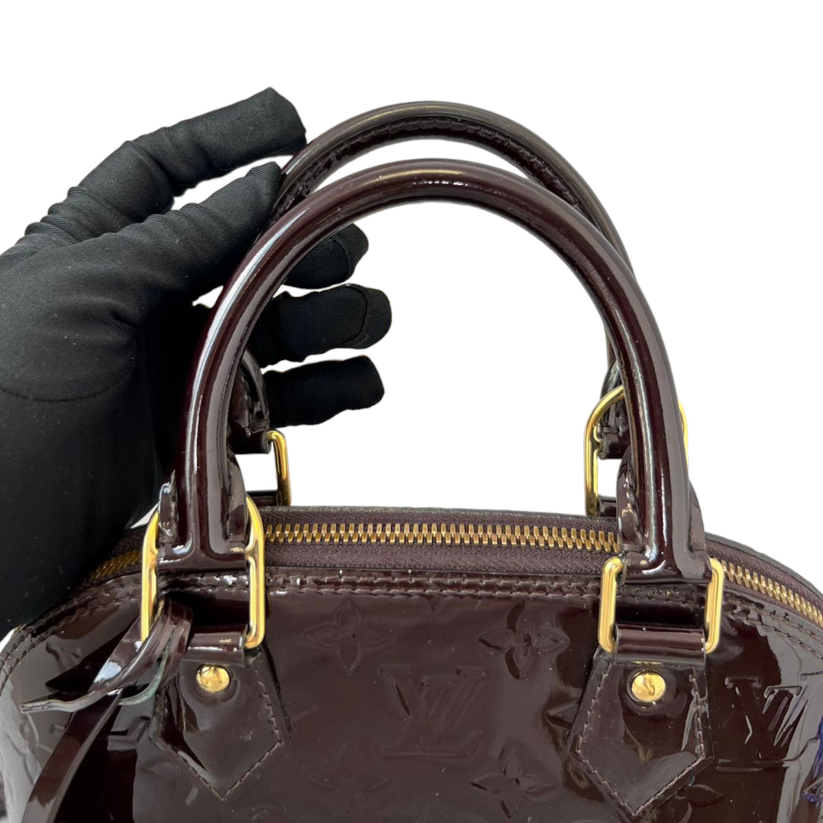 Louis-Vuitton Vernis Alma BB Amarante GHW