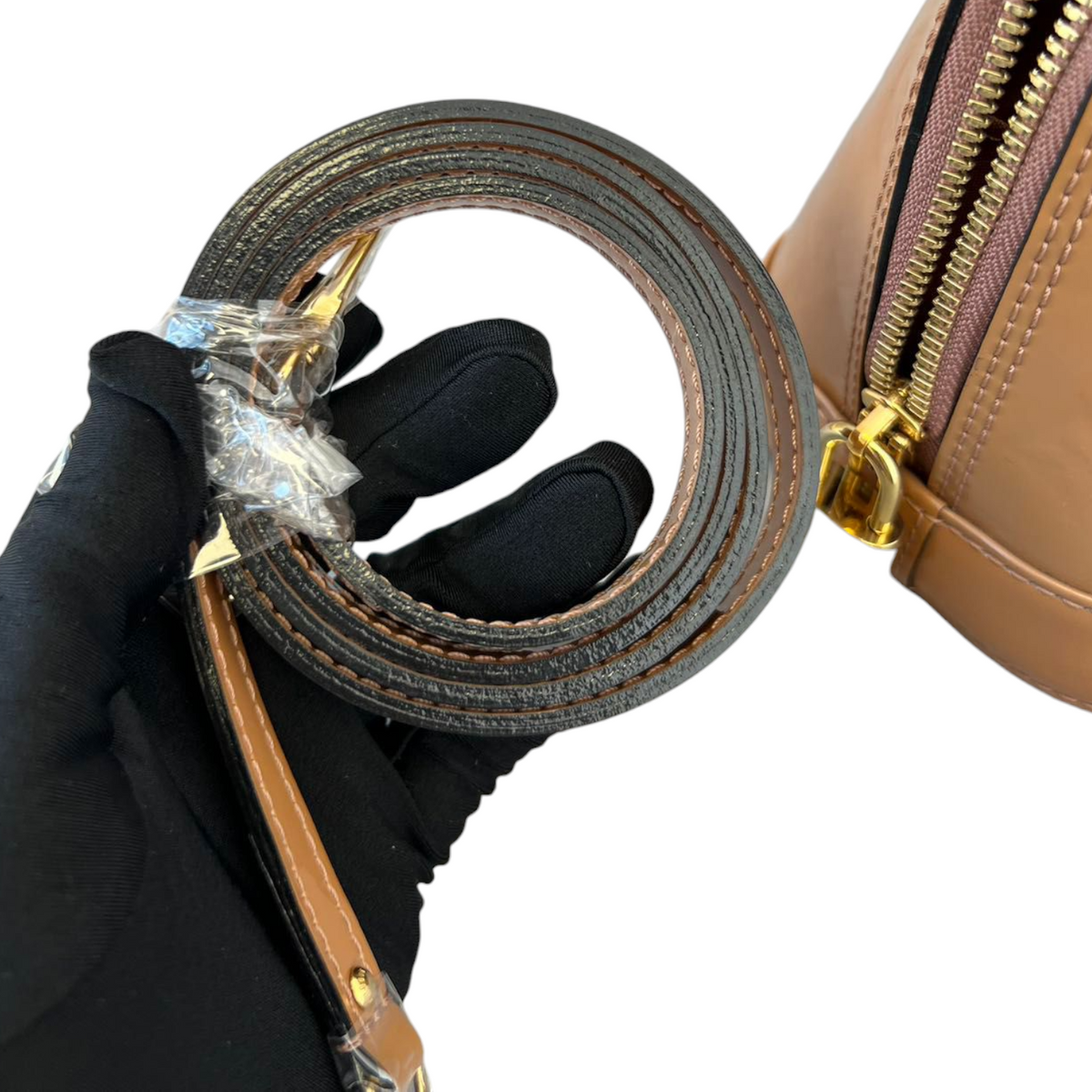 Louis-Vuitton Vernis Alma BB Brown GHW
