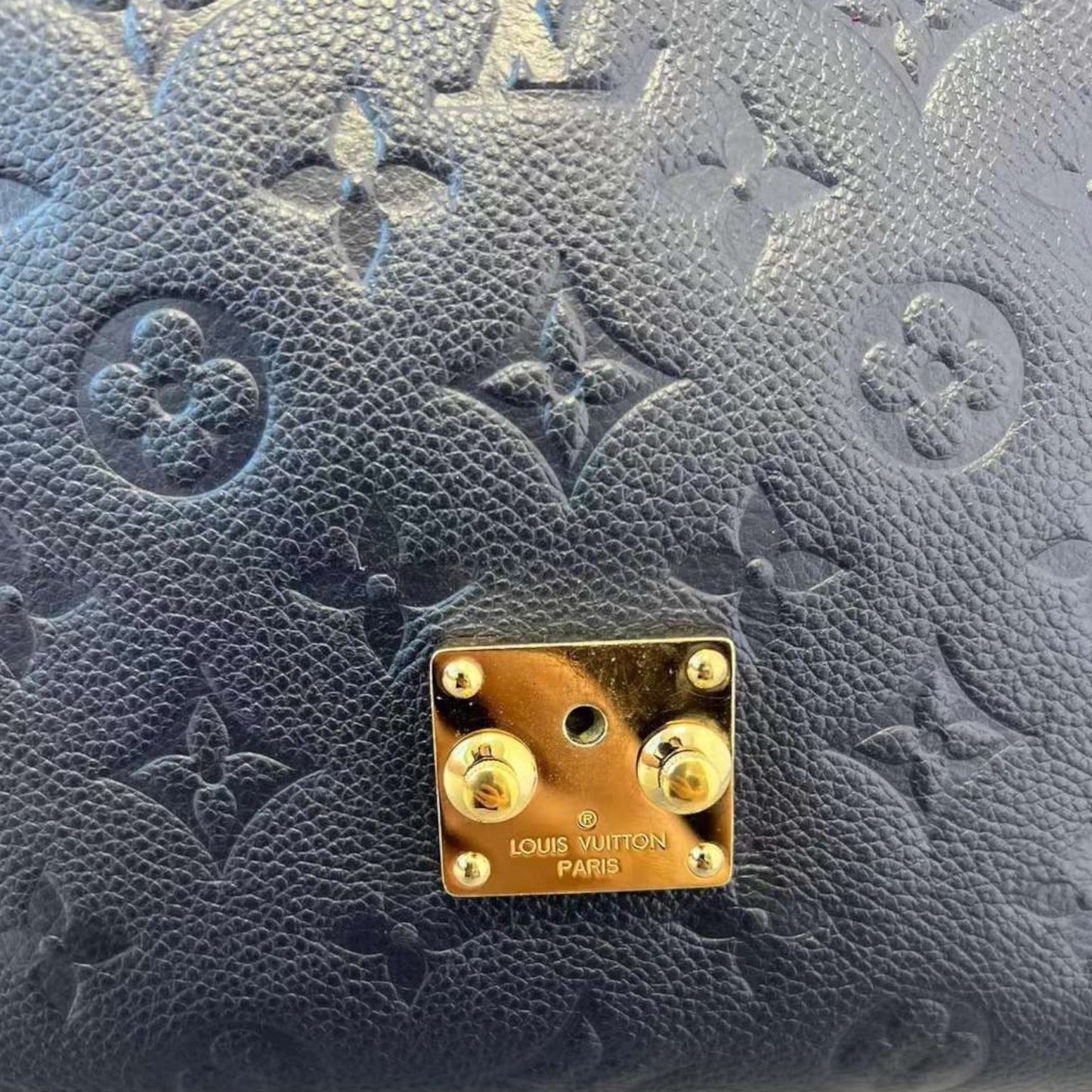 Louis-Vuitton Pochette Metis Empreinte Dark Blue GHW