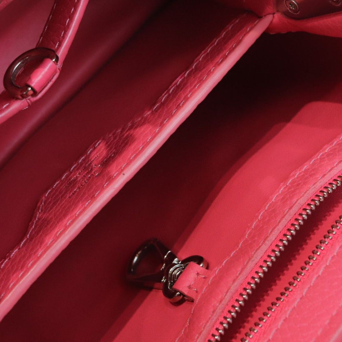 Louis-Vuitton Capucine BB Supple Taurillon Pink SHW
