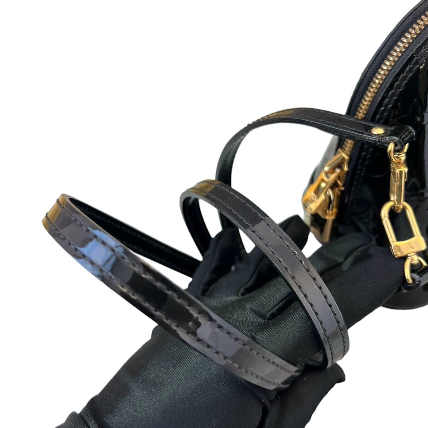 Louis-Vuitton Vernis Alma BB Patent Black GHW