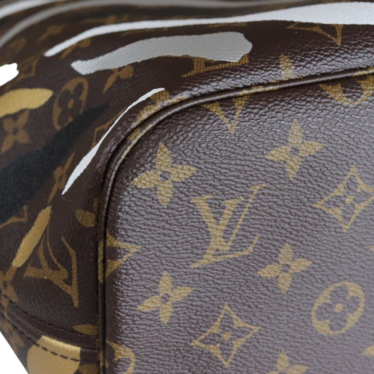 Louis-Vuitton Neverfull MM X Lol Monogram Gold Silver GHW