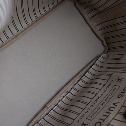 Louis-Vuitton Neverfull MM X Lol Monogram Gold Silver GHW