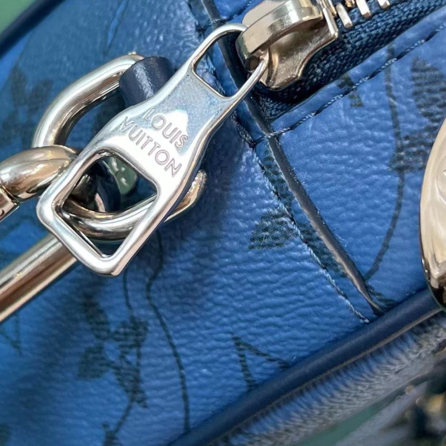 Louis-Vuitton Soft Trunk Mini Cowhide Monogram Denim Blue SHW