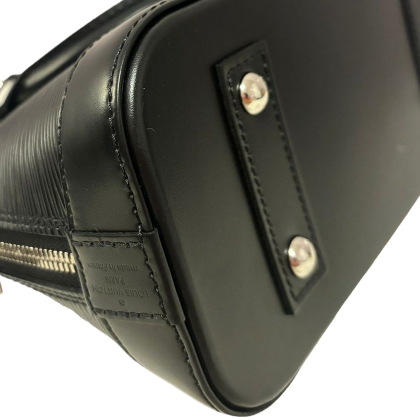 Louis-Vuitton Alma BB Epi Leather Black SHW