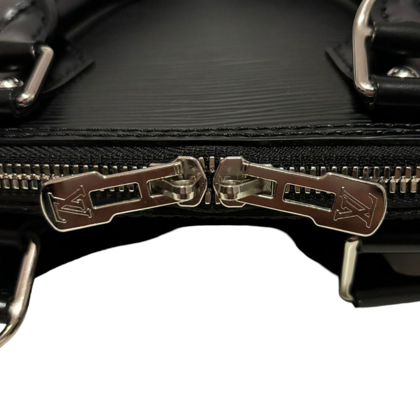 Louis-Vuitton Alma BB Epi Leather Black SHW