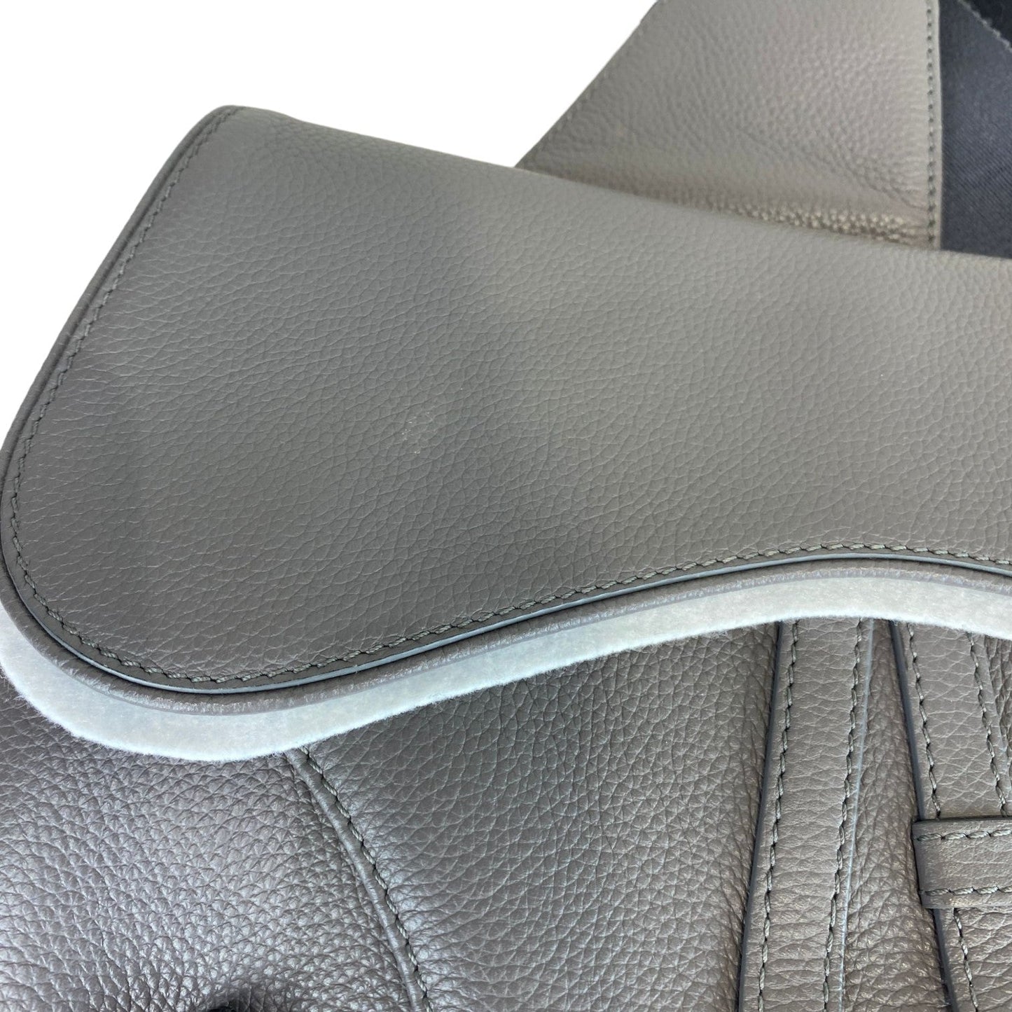 Men's Saddle Bag Grained Calfskin Grey SHW