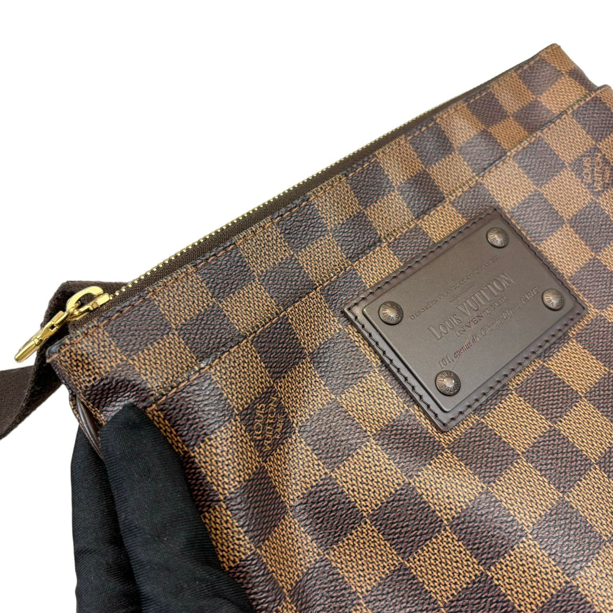 Louis-Vuitton Brooklyn Flat Pochette Damier Ebene Brown GHW