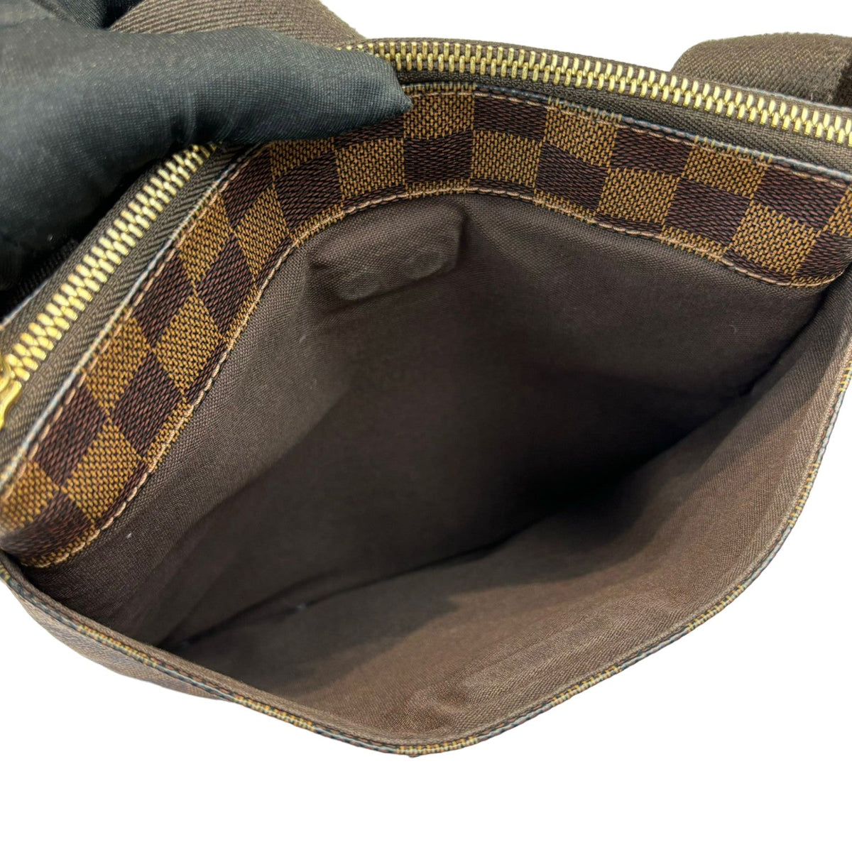 Louis-Vuitton Brooklyn Flat Pochette Damier Ebene Brown GHW