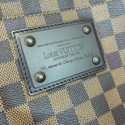 Louis-Vuitton Brooklyn Flat Pochette Damier Ebene Brown GHW
