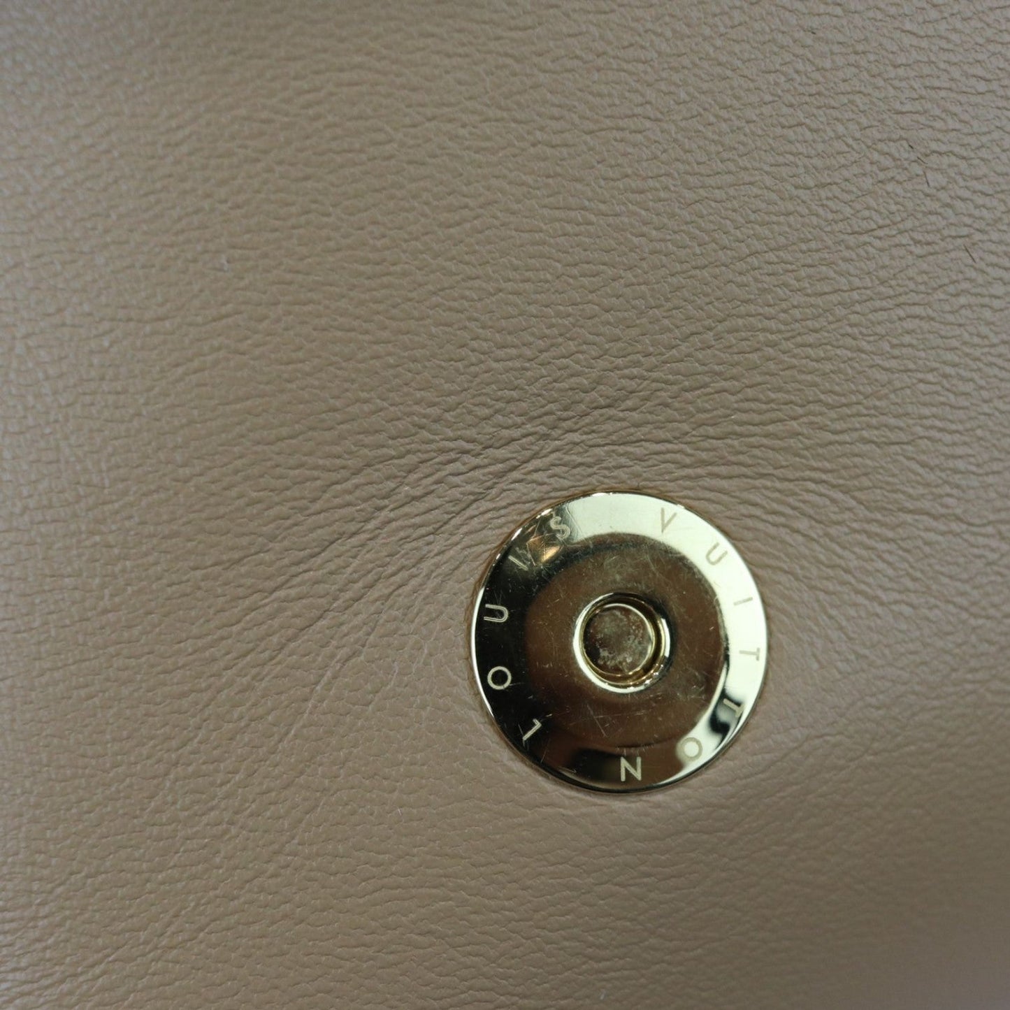 Louis-Vuitton Coussin Pochette Lambskin Embossed Monogram Camel GHW