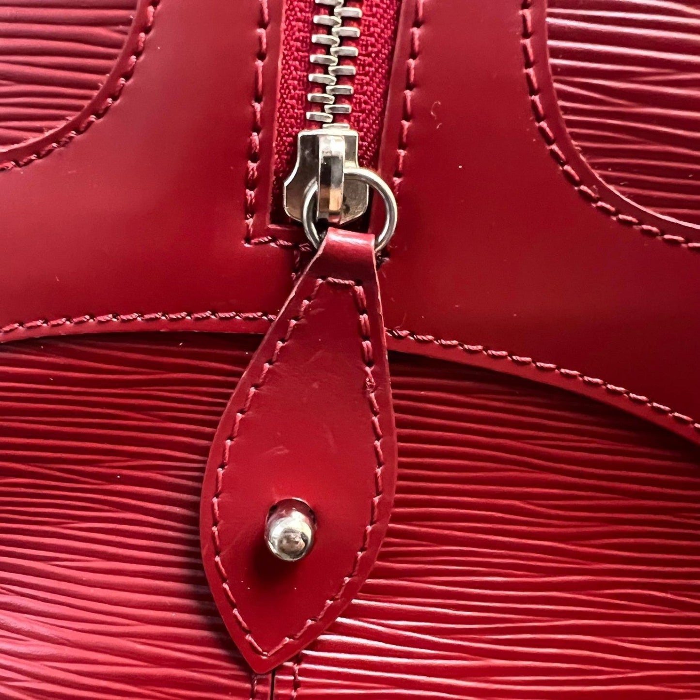Louis-Vuitton Bowling Montaigne GM Epi Red SHW