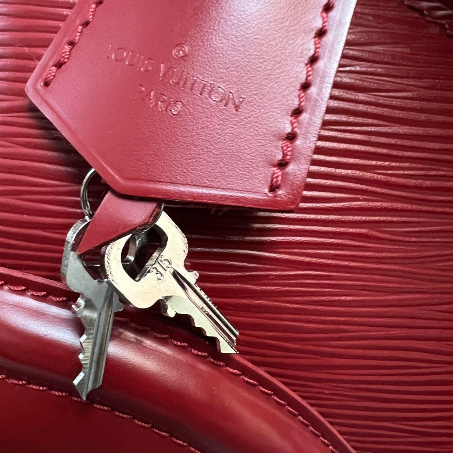 Louis-Vuitton Bowling Montaigne GM Epi Red SHW