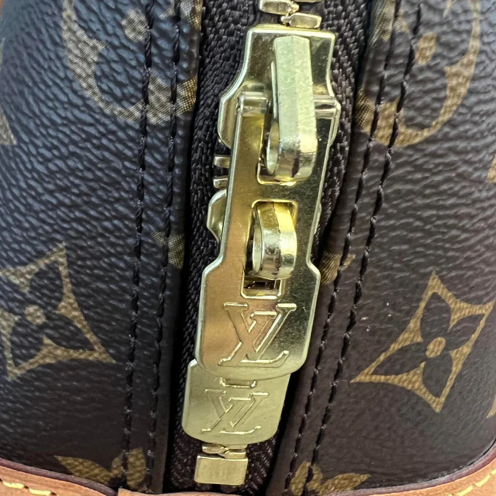 Louis-Vuitton Alma BB Monogram Canvas Brown GHW