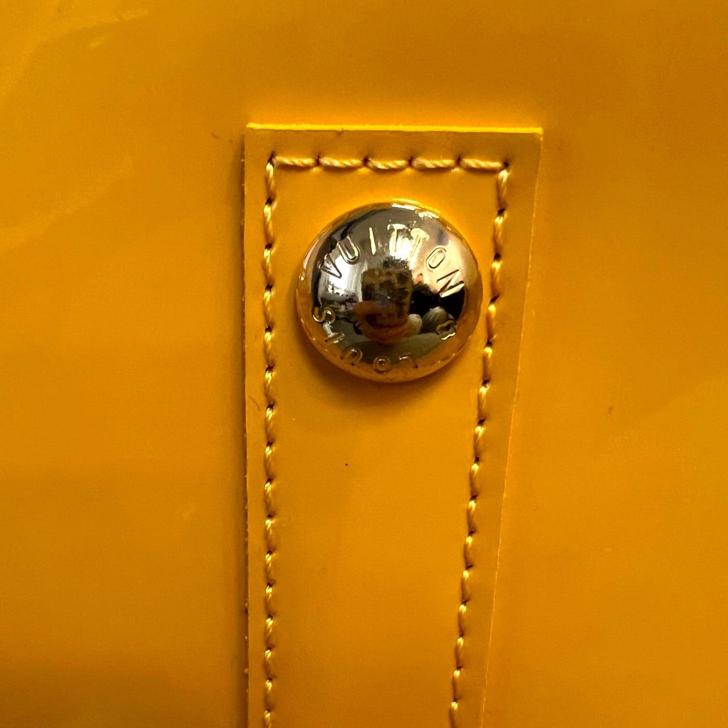 Louis-Vuitton Alma PM Vernis Patent Sunflower Yellow GHW