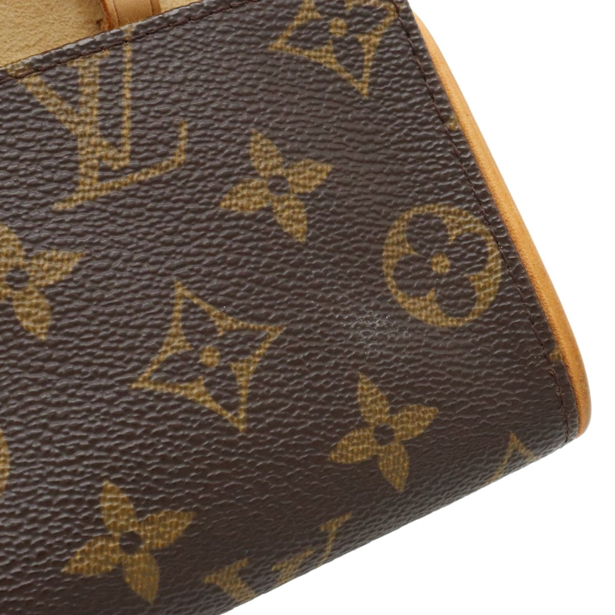 Louis-Vuitton Pochette Twin PM Monogram Brown GHW