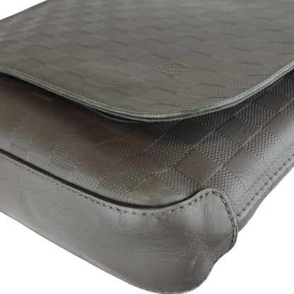 Louis-Vuitton District MM Damier Infini Grey SHW