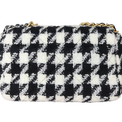 19 Flap Small Tweed Quilted Black Ecru White MHW