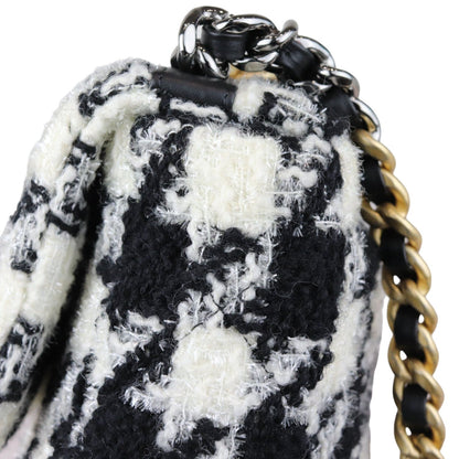 19 Flap Small Tweed Quilted Black Ecru White MHW