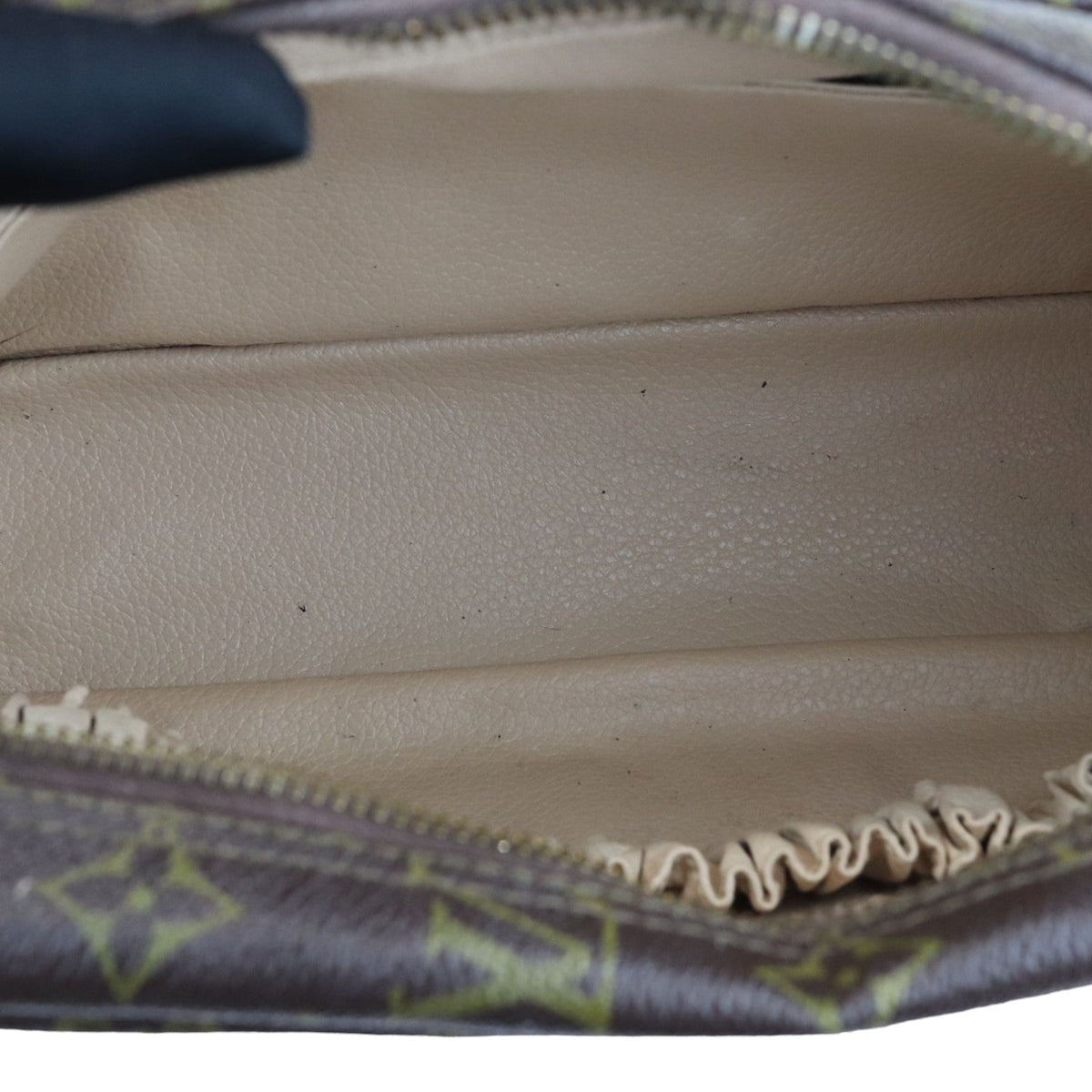 Louis-Vuitton Toilette 28 Monogram Trousse Brown