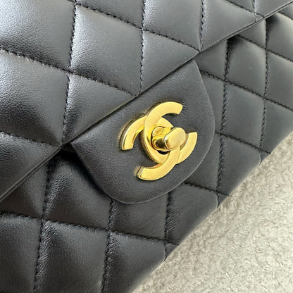Chanel Medium Classic Flap CF in Black Lambskin and GHW (Model: A01112)