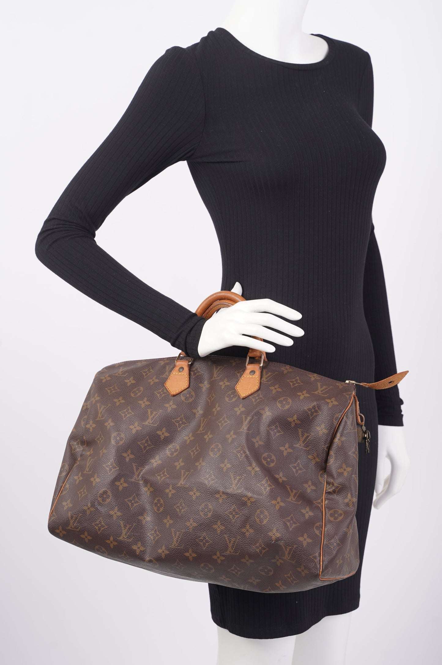 Louis Vuitton Speedy Monogram Canvas 40