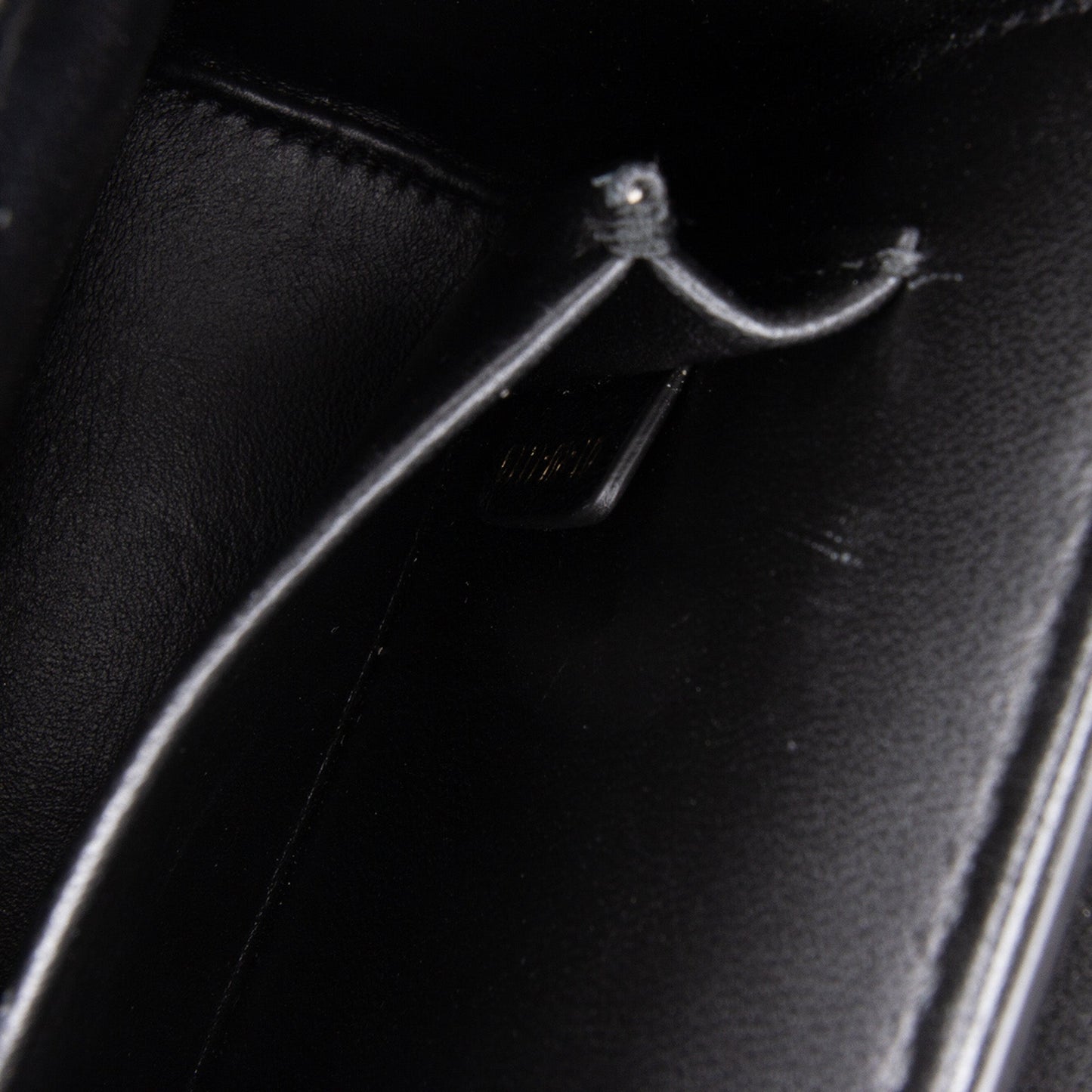 Box Calfskin 30 Montaigne Box Bag