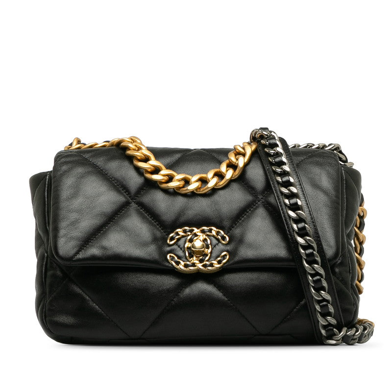 Chanel Chanel 19 Flap Bag  Leather Shoulder Bag in Excellent condition