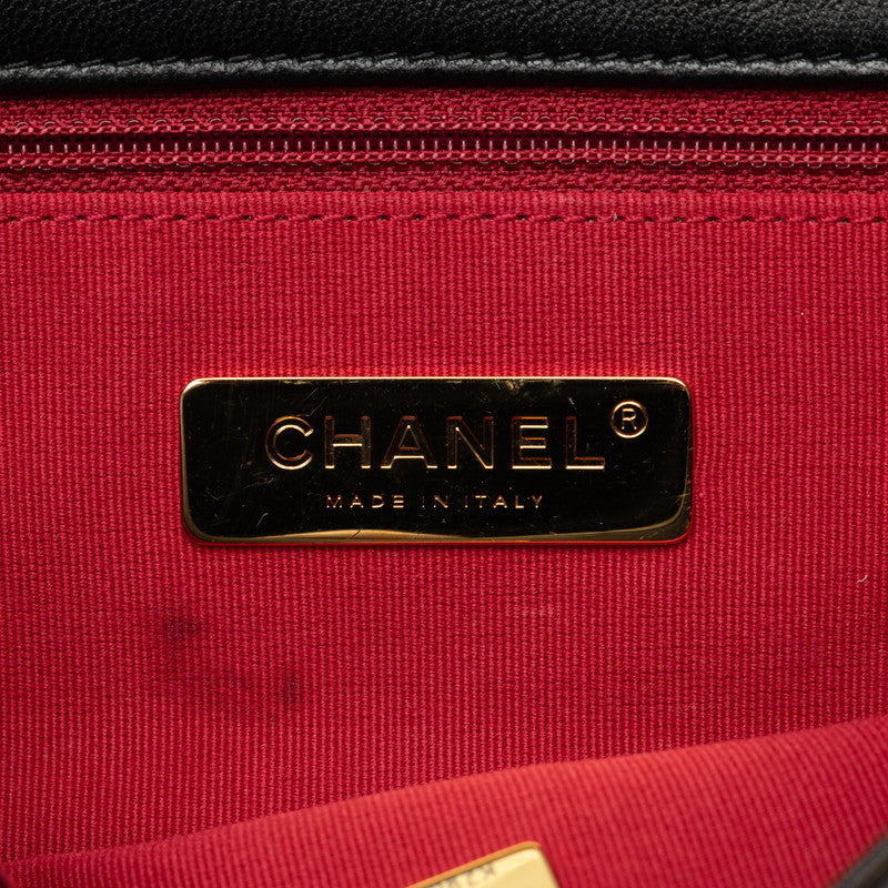 Chanel Chanel 19 Flap Bag  Leather Shoulder Bag in Excellent condition