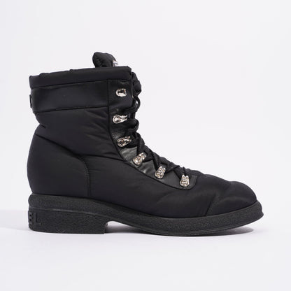 Chanel CC Logo Sneaker Black Suede EU 41 UK 8
