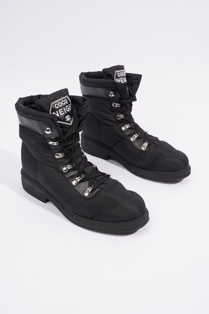 Chanel CC Logo Sneaker Black Suede EU 41 UK 8