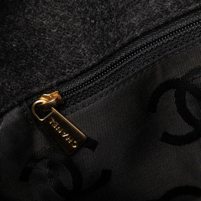 Chanel CC Wild Stitch Chain Tote  Cotton Shoulder Bag in Excellent condition