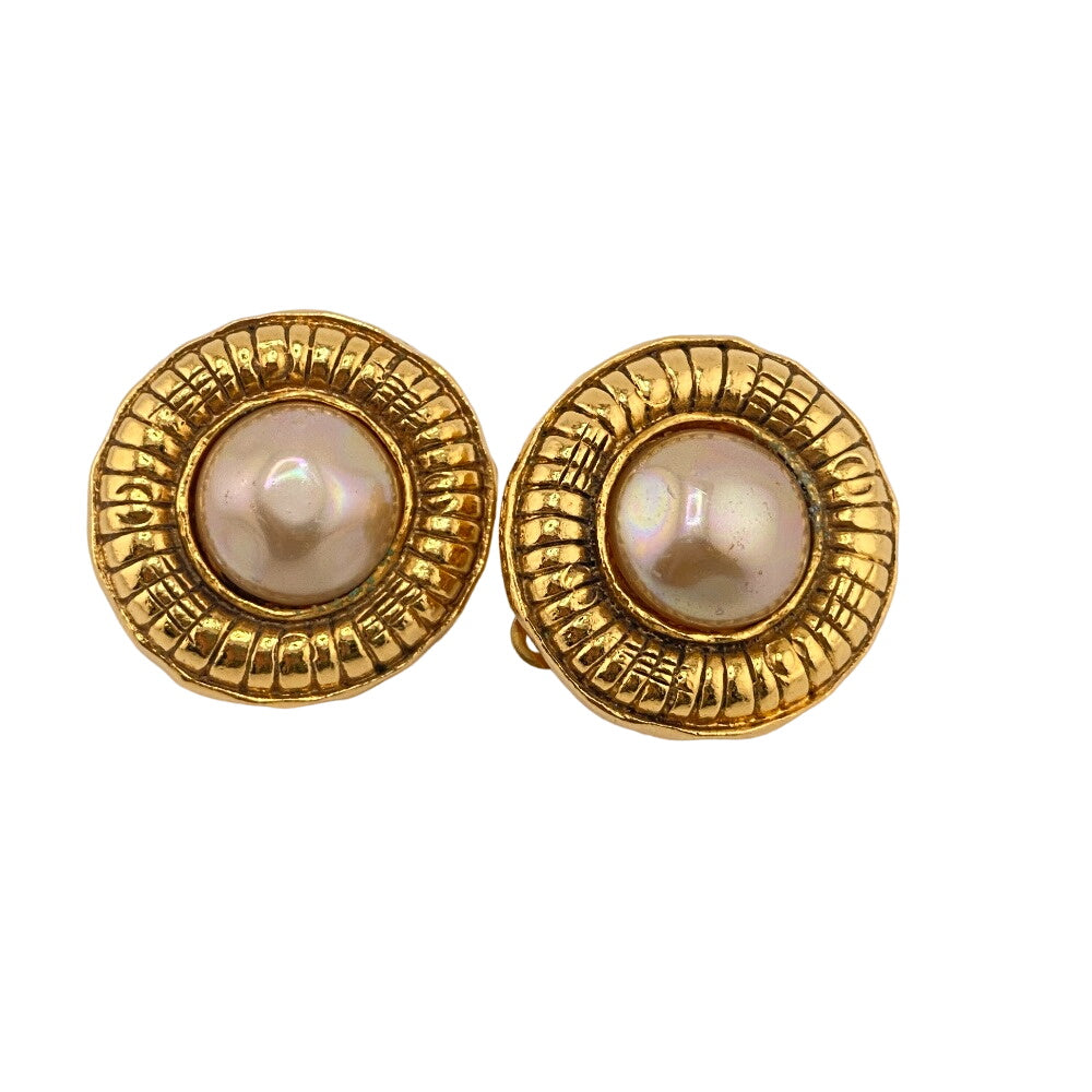 CHANEL Earring Gold Plated gold Fake pearl