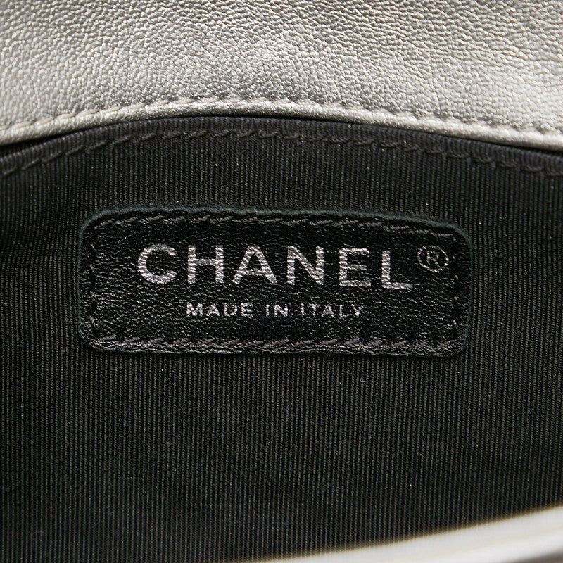 Chanel CC Chevron Studded Leather Flap Bag Leather Shoulder Bag in Good condition