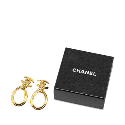 Chanel CC Clip On Earrings Metal Earrings in Good condition