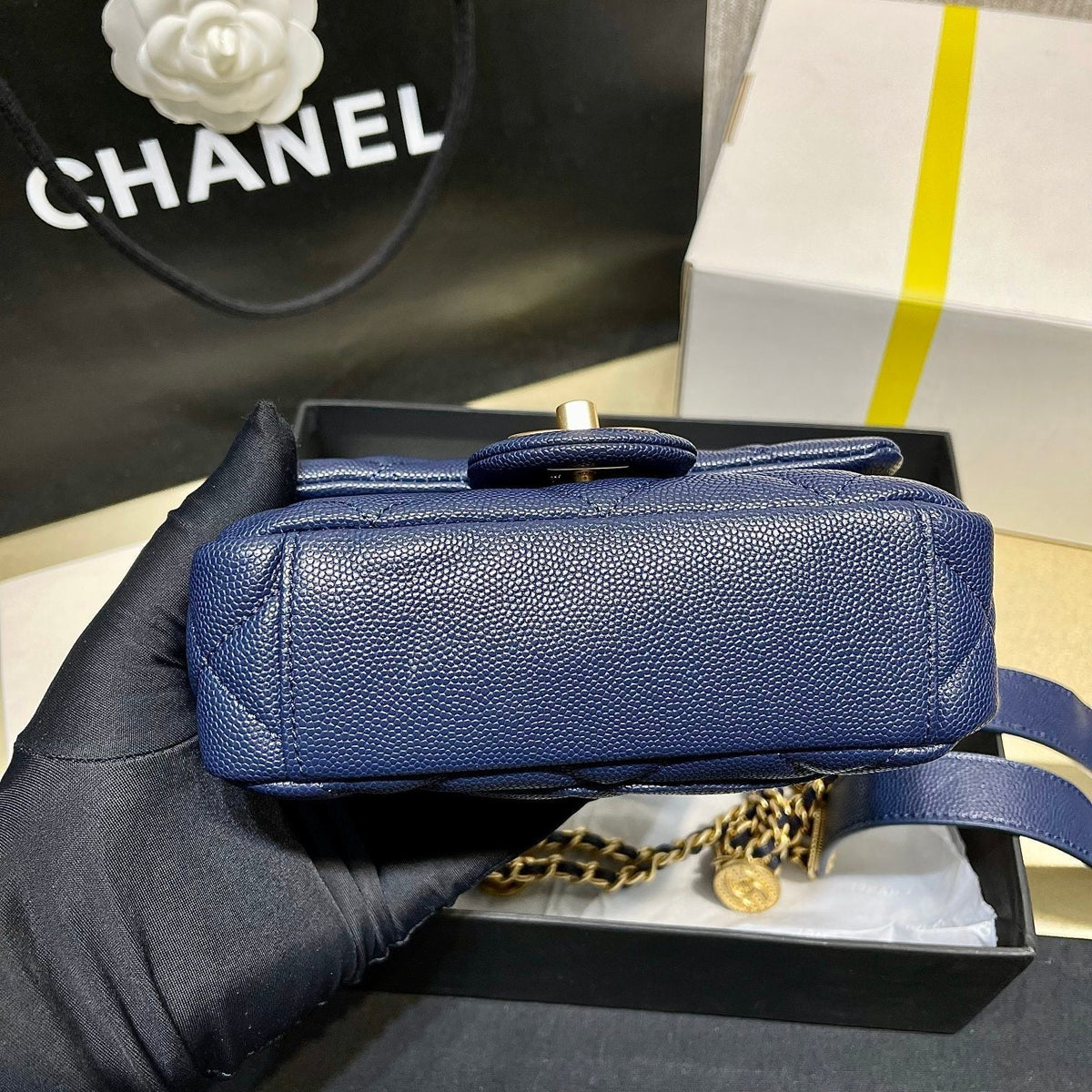 Chanel - Luxury Bag - CHL - 733