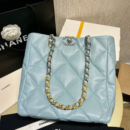 Chanel - Luxury Bag - CHL - 721