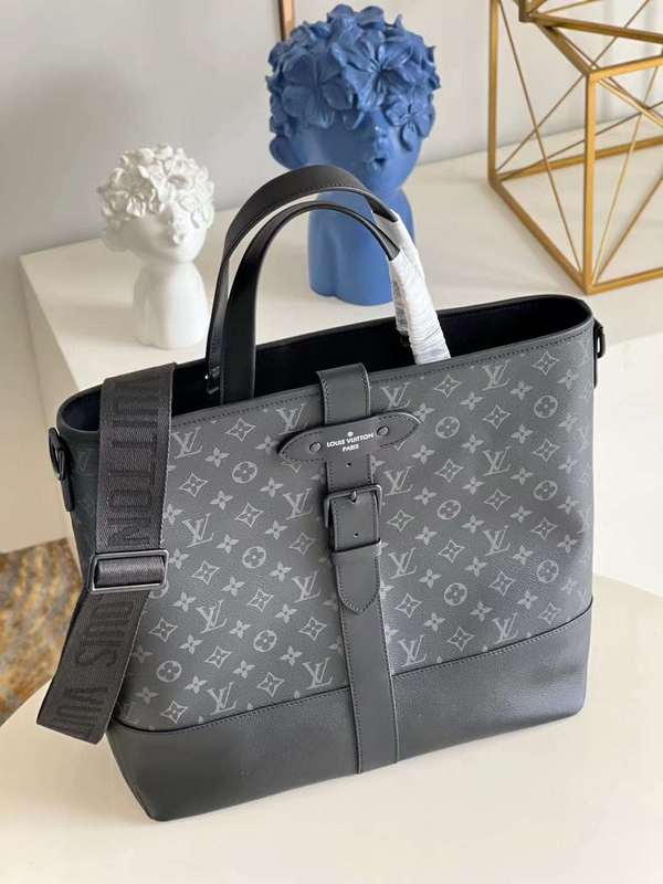 The Franco Shops - Louis Vuittons  - 12041