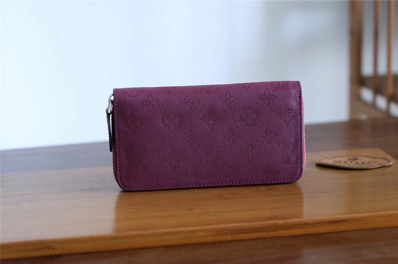 Franco Shops - Louis Vuittons  - 9414