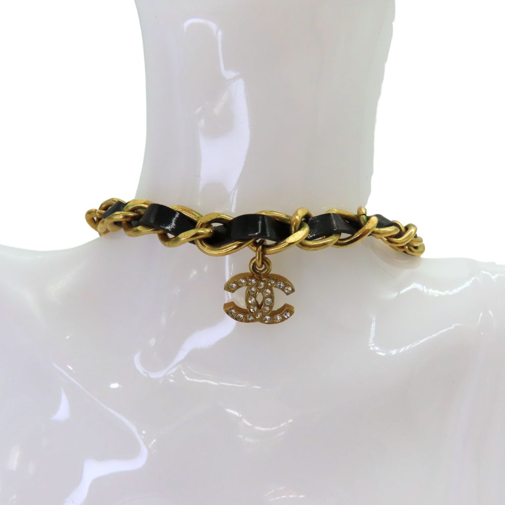 Chanel Enamel Leather Coco Mark Necklace Choker 96
