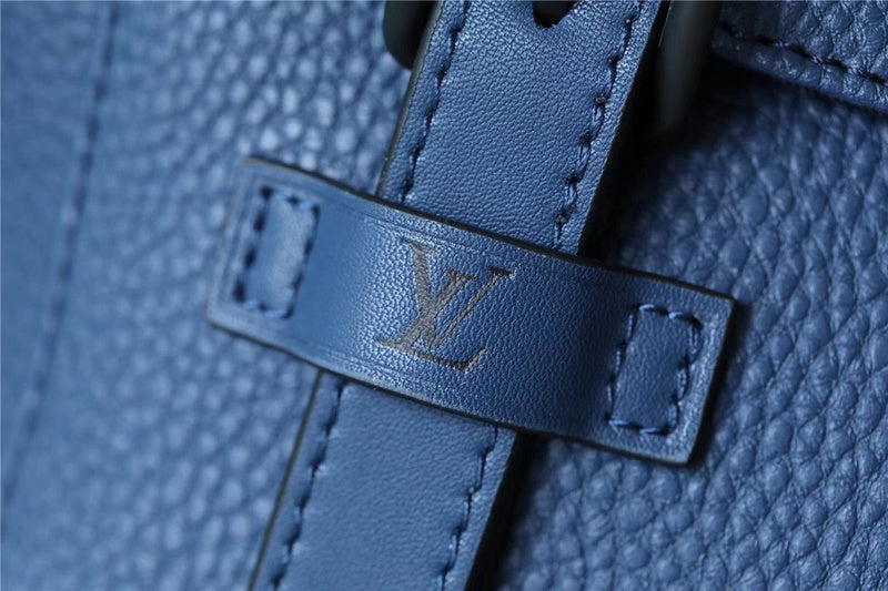 Franco Shops - Louis Vuittons  - 10076