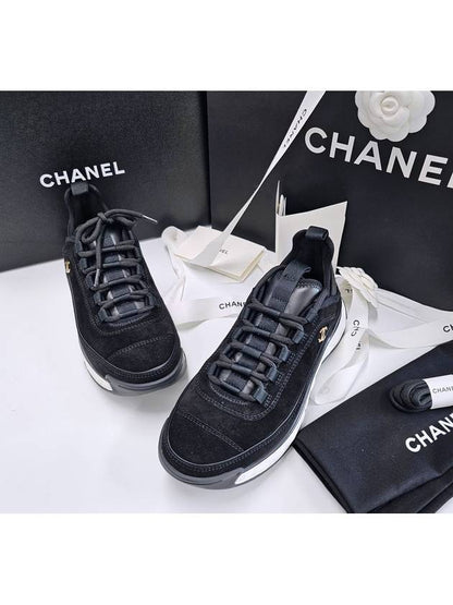 Logo Mixed Fibers Suede Low Top Sneakers Black Chanel