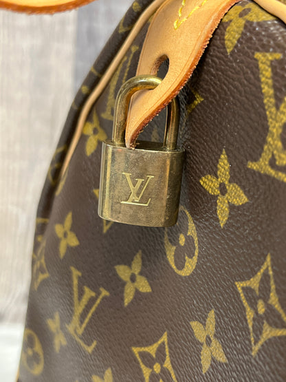 Handbag Luxury Designer By Louis Vuitton  Size: Large