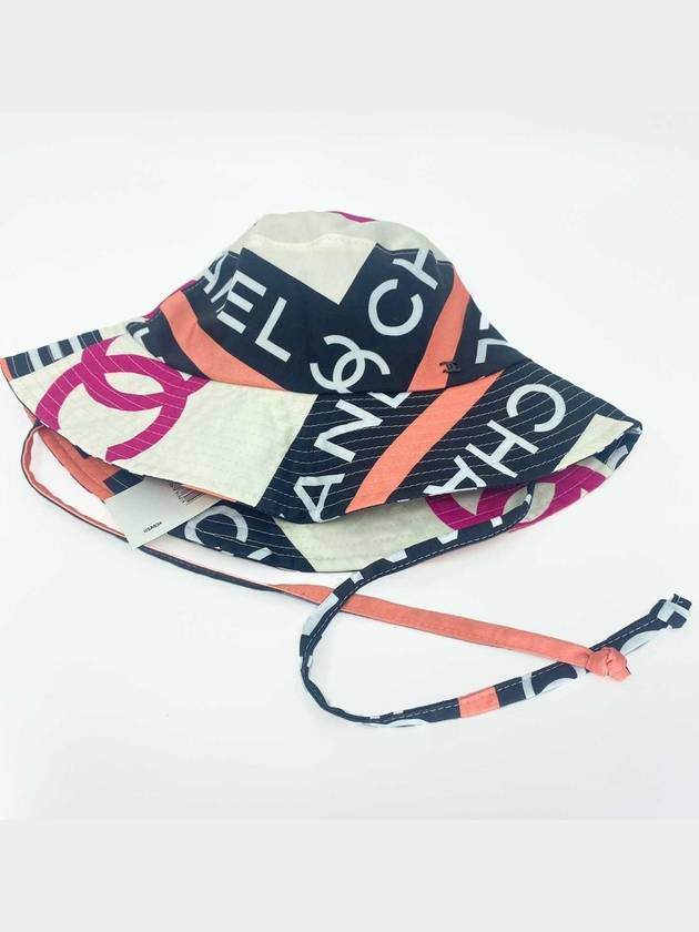 CC Logo Cloche Bucket Hat Black Pink Chanel