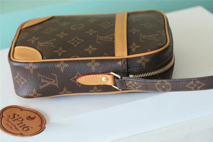 Franco Shops - Louis Vuittons  - 9998