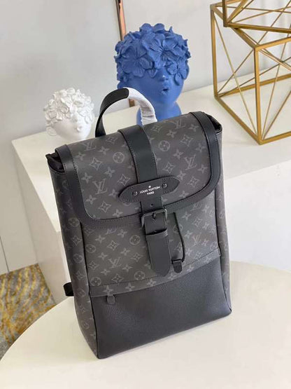 The Franco Shops - Louis Vuittons  - 12042