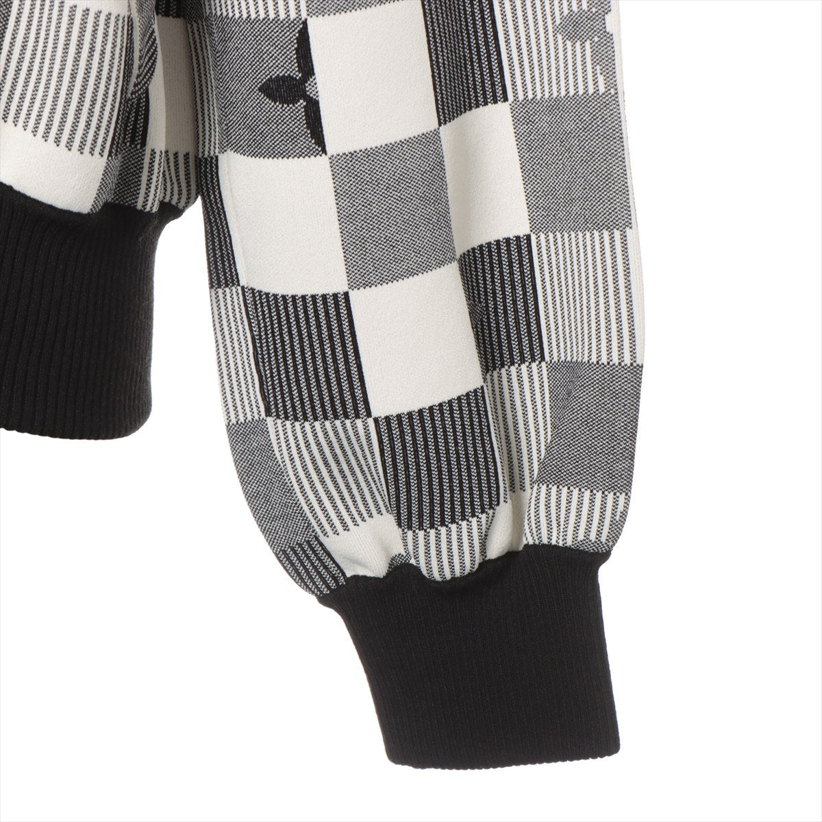 Louis Vuitton 23SS Lon x Nylon  Jacket XL  Grey x White Monogram Damier