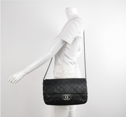 Chanel falp bag black cm